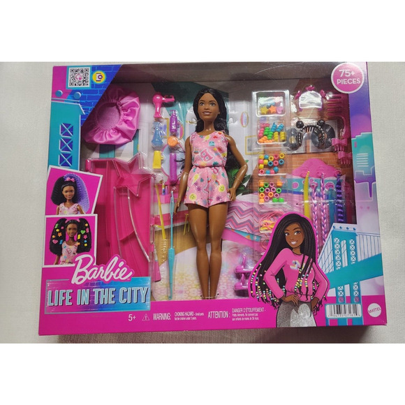 Barbie Life In The City 11 1/2" Doll Age 5+ Hair Styling Kit - Picture 1 of 8